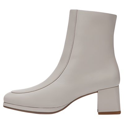 经典时尚粗跟短靴休闲时装靴女