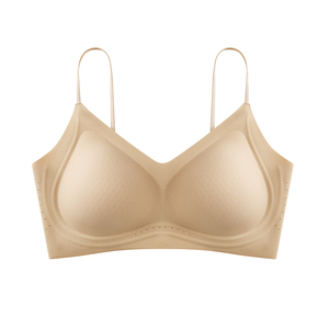 【予怡姿】粉底液无痕内衣