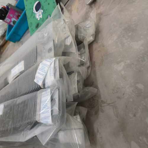 询价-SGA1J15EW-2260库存货的，240V500