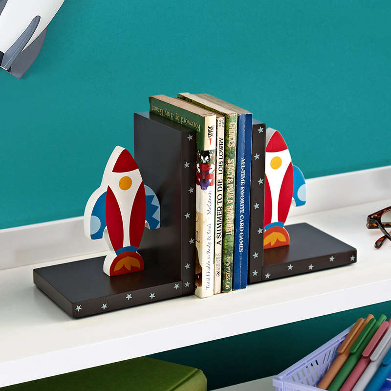 桌面书立创意男孩房间收纳童趣软装布置攻略儿童房样板间书桌摆件