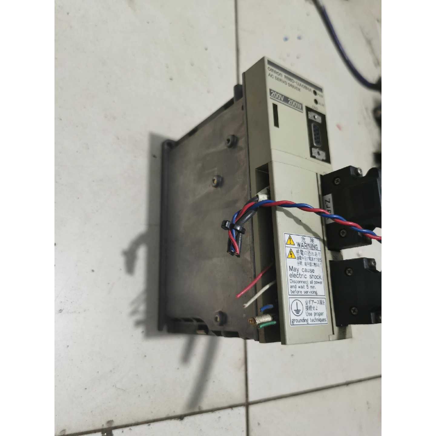 议价欧姆龙伺服驱动器