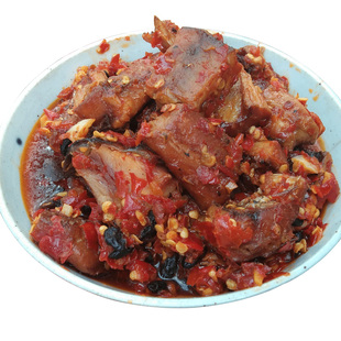 腊鱼香辣剁椒豆豉蒸鱼排湖南特产淡水草鱼即食辣椒酱熏鱼块下饭菜