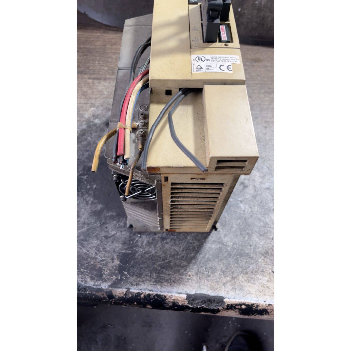 议价三菱驱动器MDS-B-SPJ2-75 7.5KW
