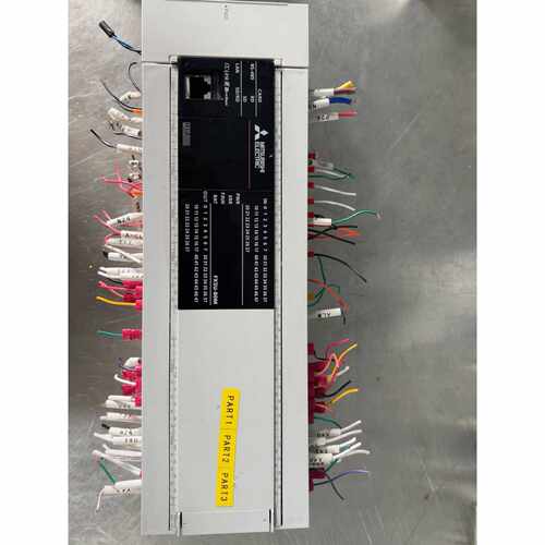 下单前咨询三菱PLC FX5U-80MT/ES，原装正品，功能正常，成
