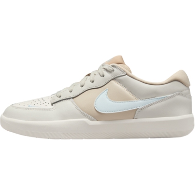 卡其色复古休闲低帮板鞋