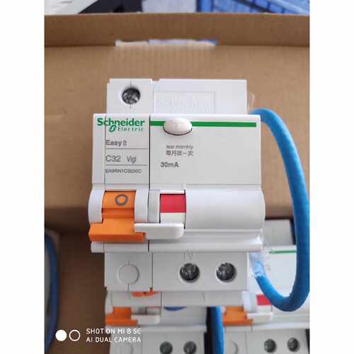 EA9RN1C3230C 1PN 32a 漏电保护询价