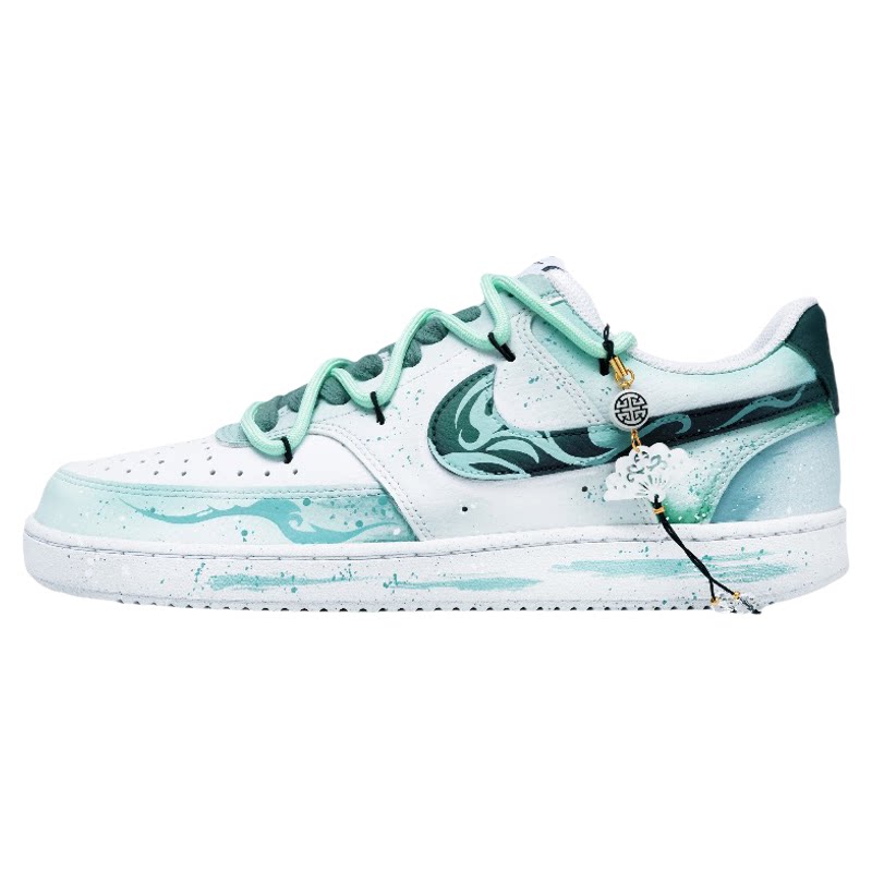 NIKECourtVision蛇年限定板鞋