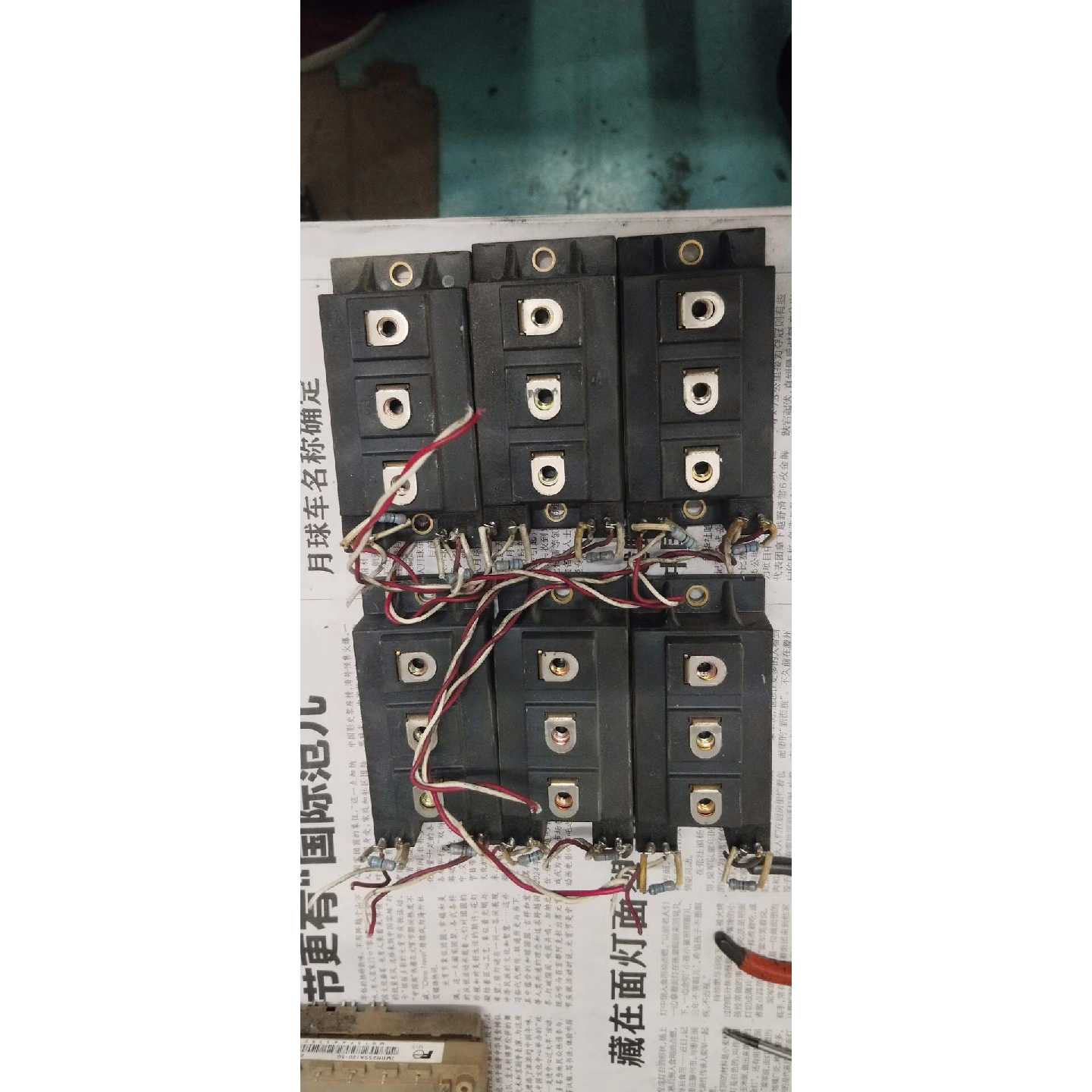 非标价议价富士IGBT模块2MBI200N060200A6议价
