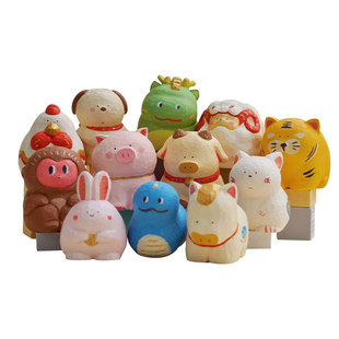 【大美术馆】十二生肖摆件马年可爱小猪马牛车载桌面手办生日礼物