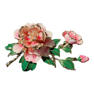 八宝瑞祥繁花宝石滴釉胸针 新中式 镀18K金 玉髓荷花荷叶锆石胸针