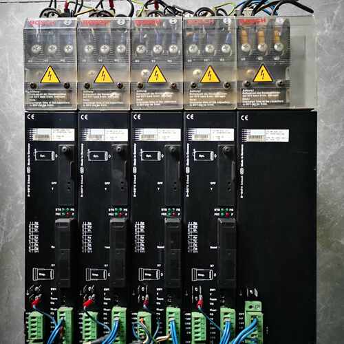 议价BOCSH博士驱动器SM15/30-TC1 SM5/10-TC1 SM1.5/3-TC1 VM50/B
