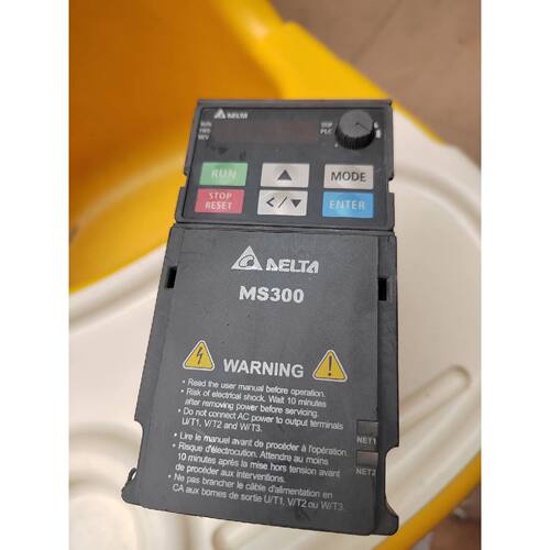 议价变频器VFD2A7MS43ANSAA维修
