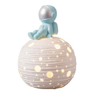 创意太空人宇航员星球小夜灯儿童卧室床头柔光睡眠小台灯男孩男生