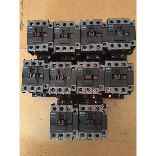 在线议价正泰接触器NXC-32，220V 50Hz，32A，拆机品，