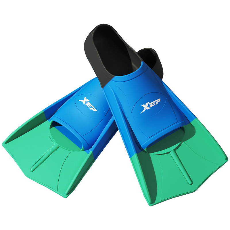 特步游泳脚蹼专用儿童潜水训练短脚蹼成人自由泳男女蛙泳专业装备