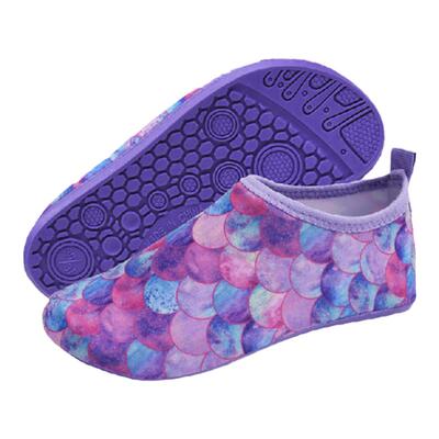 亲子一家三口游泳防滑涉水沙滩鞋