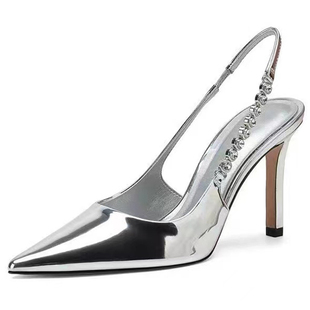 尖头银色水钻高跟鞋女2025新款夏季设计感小众仙女风包头链条单鞋