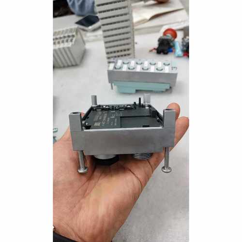 溢价-ET200pro连接模块6ES71944AN00