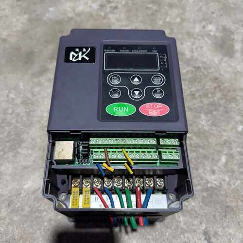 溢价-迈垦变频器1R5G/2R2P-4变频器 1.5kw/2.2k
