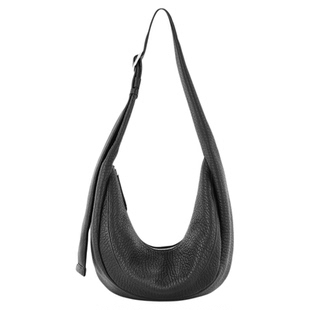 【新年礼物】Oinny2026高级设计感休闲通勤月牙包单肩女包8267