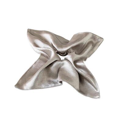 甜酷银灰色亮丝方巾发圈女缎面