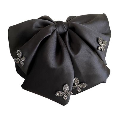 小众设计满钻蝴蝶结缎面马尾夹新