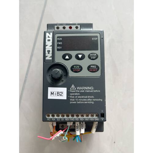 溢价-众辰变频器NZ100-0R75G-2，0.75kw/220v