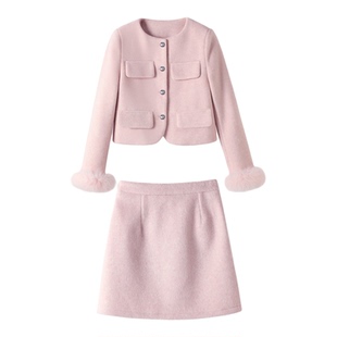 小香风羽绒服套装裙2025冬季新款小个子气质穿搭高端粉色毛呢短裙