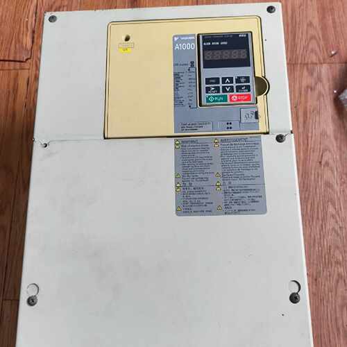 安川A1000变频器 CIMR-AC4A0072AAA-01，议价商品