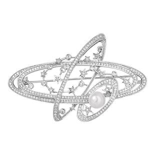 小香风西太后土星珍珠胸针高级感轻奢配大衣高端精致时尚别针配饰