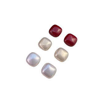 韩国小方糖珍珠耳钉女轻奢小众2026新爆款高级感秋冬简约精致耳饰