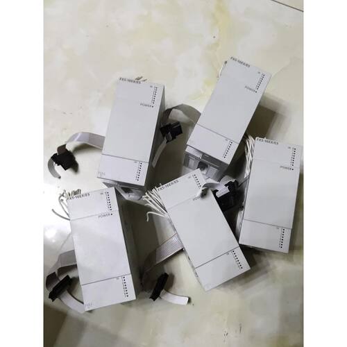 询价下单出几台三菱PLC FX5-16EX/ES，拆机功能包好，成色