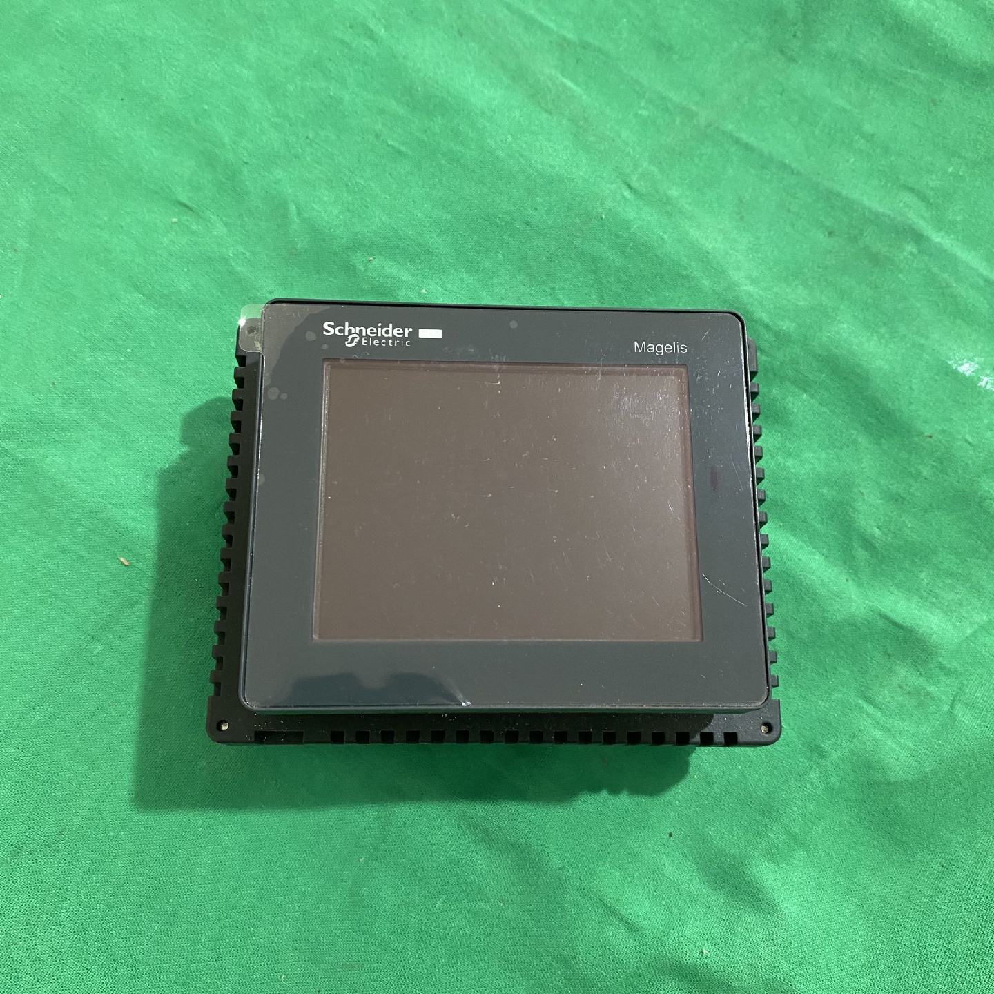 议价施耐德Hmistu655触摸屏后处理器智能显示屏可编程逻辑控制器