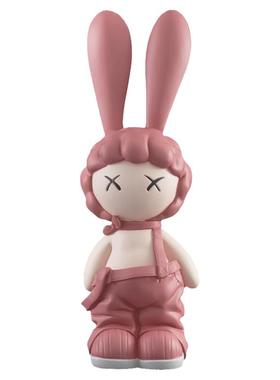 卡通风电视柜旁边新居礼落地摆件