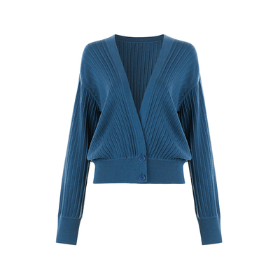 BettyChow的羊毛针工艺蓝开衫