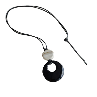 长款黑琉璃皮质黑绳项链女新中式