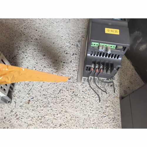 议价台达变频器VFD007EL21W0.75KW20024维修