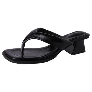 夹趾人字拖鞋女外穿2026春夏季新款时尚配裙子粗跟显白高跟凉拖鞋