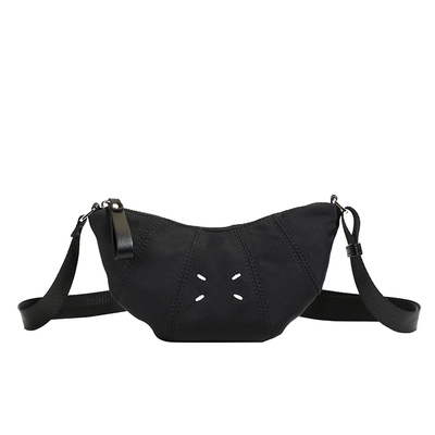 日常百搭新款小众版简约斜挎包