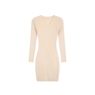 实拍2025秋冬新款多巴胺V领打底针织连衣裙女内搭紧身毛衣包臀裙