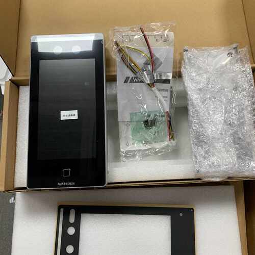威视DS-K1T671BM智能身份识别终端，全新20—议价