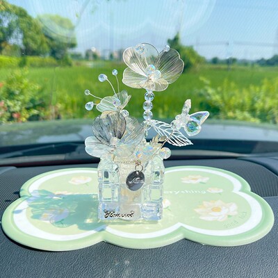 一路生花水晶花朵摆饰女生车载中控台精致汽车装饰件