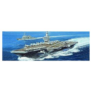 恒辉模型 小号手05739 1/700 美国 尼米兹号 CVN-68 2005年