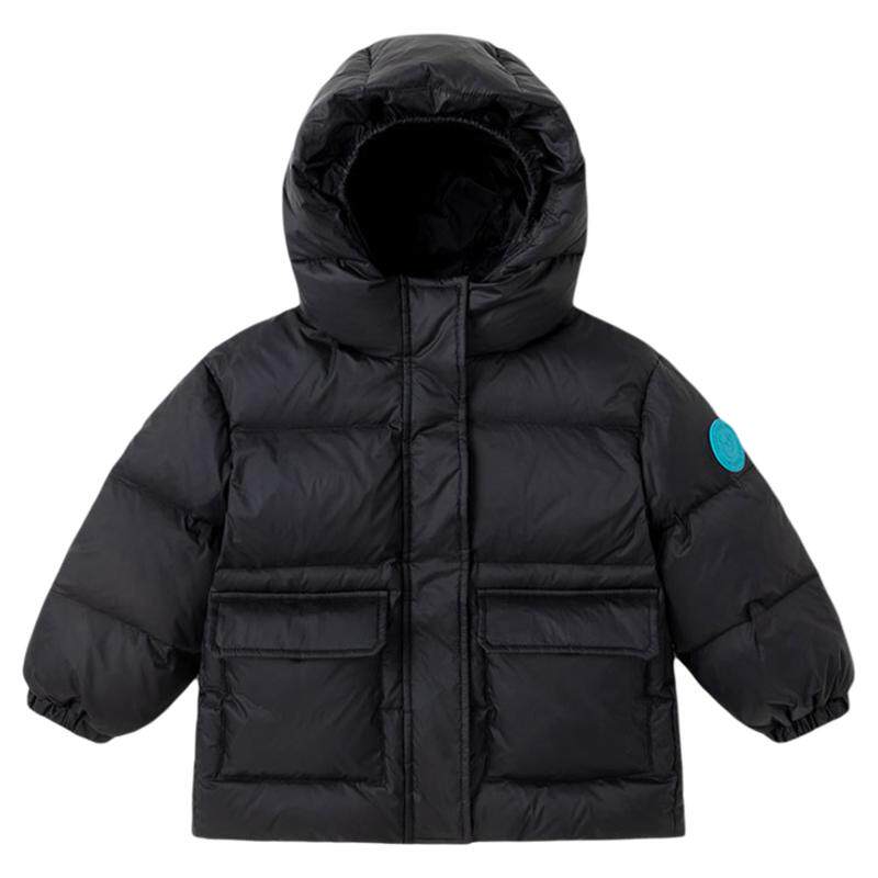 短款羽绒服充绒量高，三防蓄热