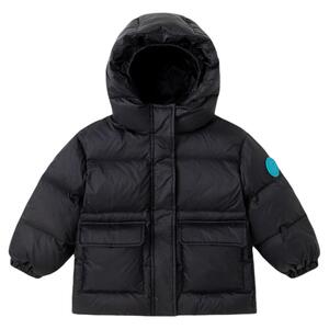 短款羽绒服充绒量高，三防蓄热
