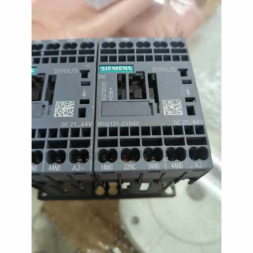 溢价-直流接触器线圈电压3RH2131-2VB40,DC21