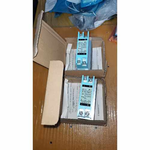 议价全新原装富士RPAE2020电力调整器加热控制器，库存两盒，