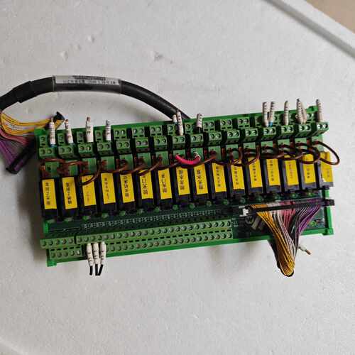 溢价-继电器模组RH16-YS-FA     PCB-XT-010
