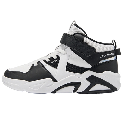 特步童鞋新款中大童潮流休闲板鞋男童百搭休闲鞋运动鞋跑步鞋