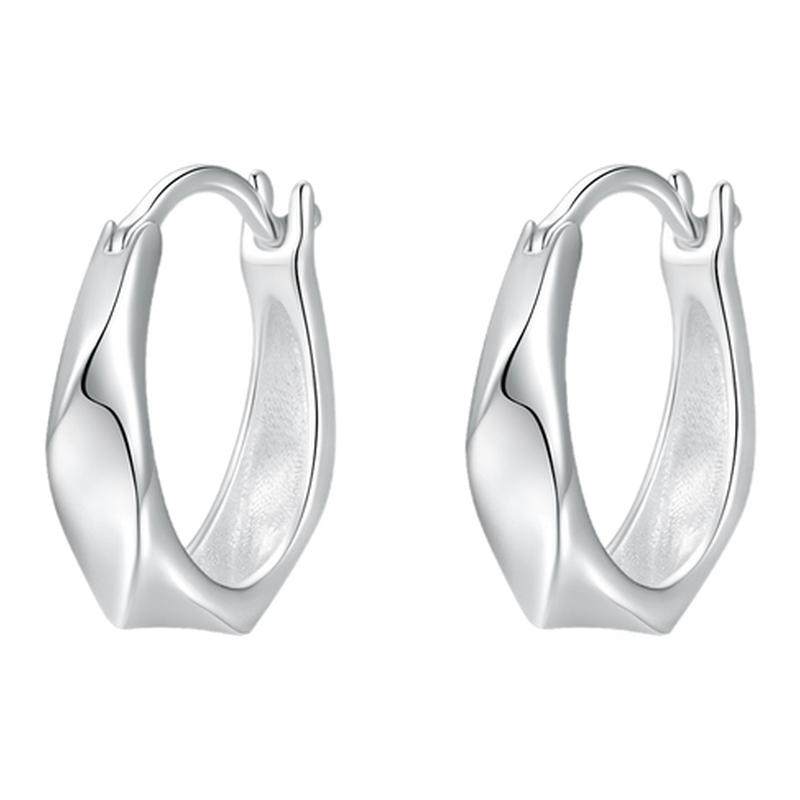 周大生DC耳饰纯银素圈金色耳环莫比乌斯耳钉银色耳圈轻奢新年礼物